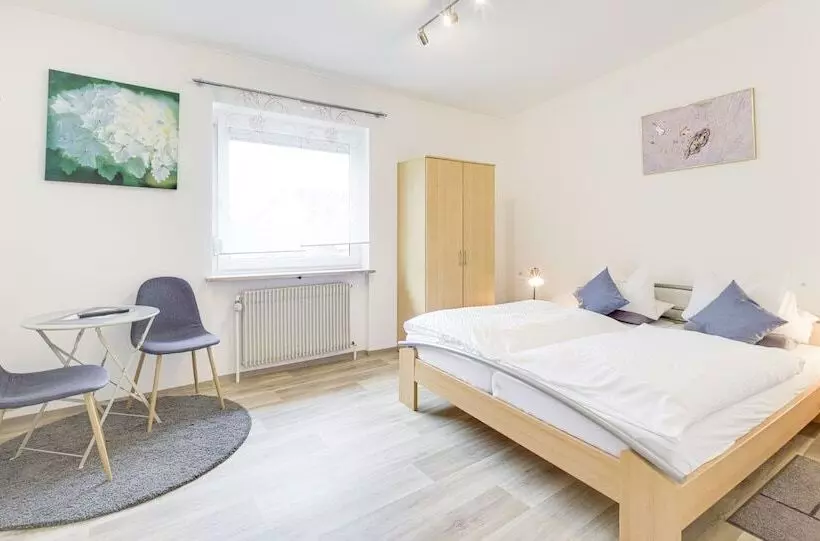 Standard-huone, Weisses Rössl