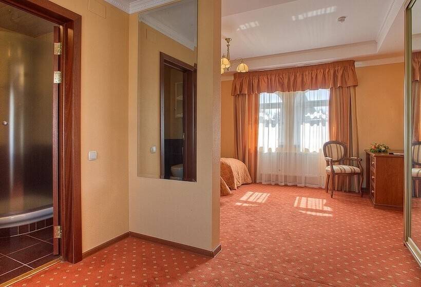 标准间, Nemchinovka Park