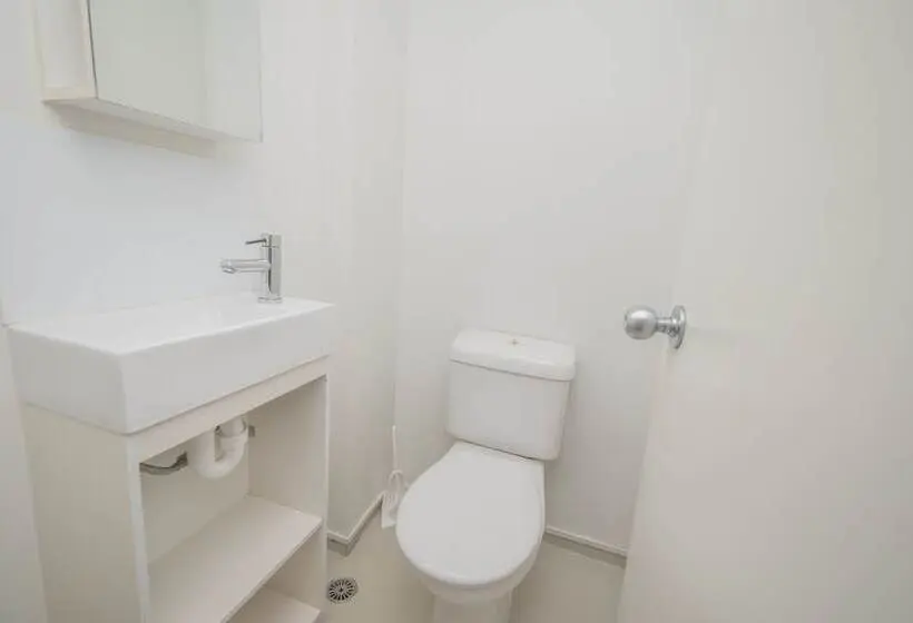 آپارتمان 2 خوابه, Columbia Apartments