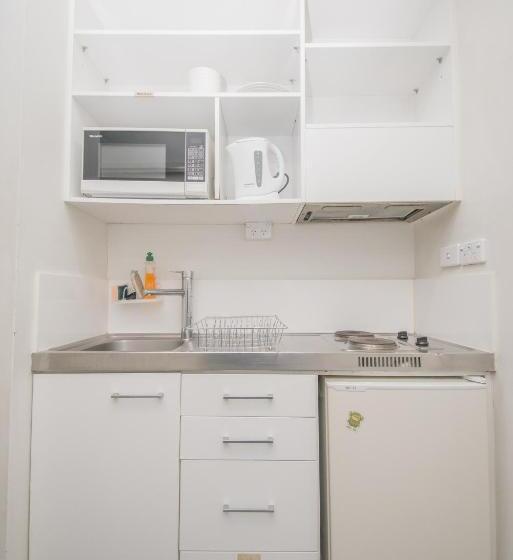标准工作室, Columbia Apartments