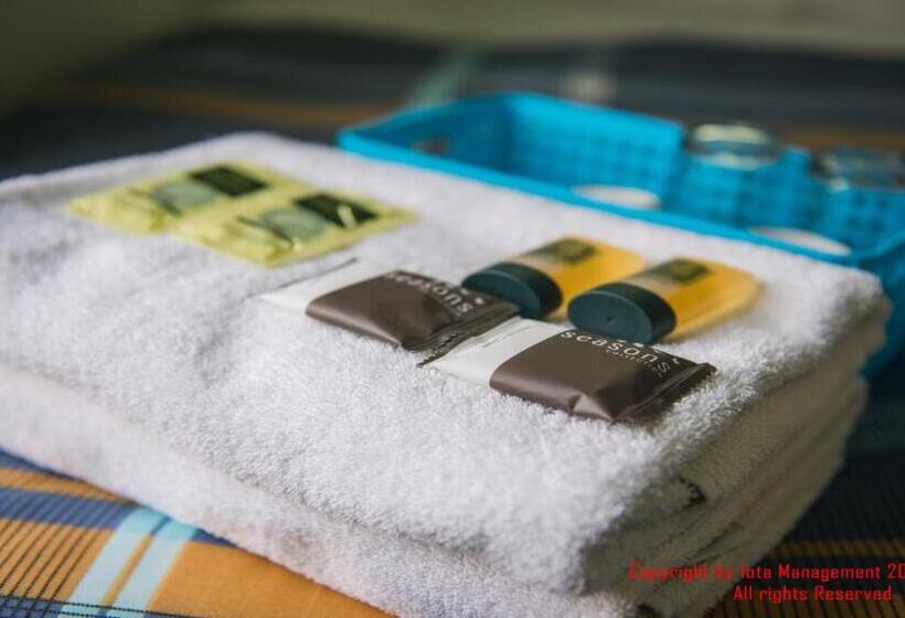 Апартаменты 1 Спальня, Columbia Apartments