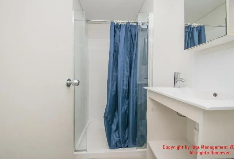 آپارتمان 3 خوابه, Columbia Apartments