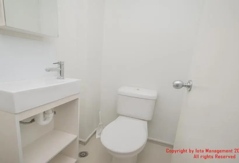 آپارتمان 3 خوابه, Columbia Apartments