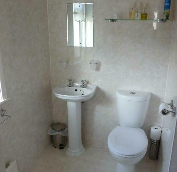 اتاق استاندارد یک نفره, Capri Guest House