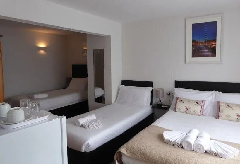 Family Room, Capri Guest House
