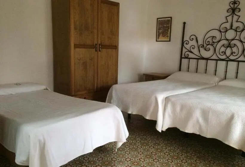 スタンダードトリプルルーム, Cortijo Los Monteros