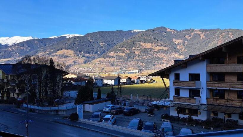 اتاق استاندارد با چشمانداز کوهستان, Gästehaus Steger