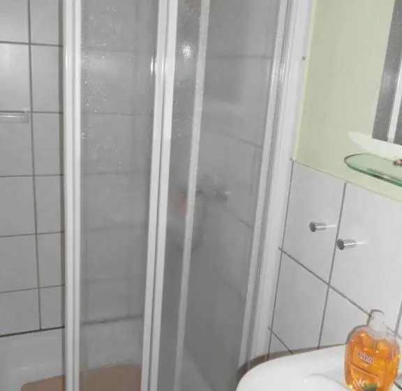 اتاق استاندارد یک نفره, Hildfelder Stübchen