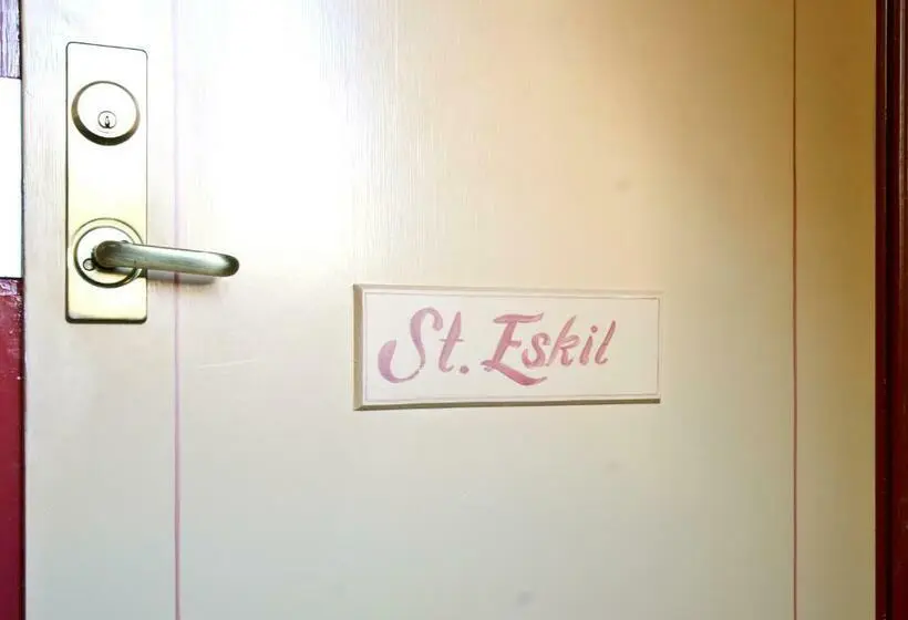 スタンダードルーム, L Laurentius