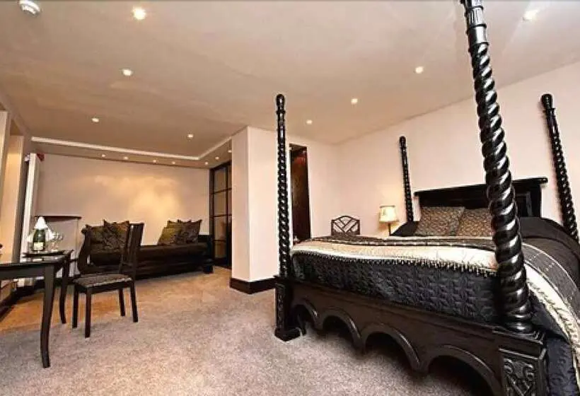 Executive-huone, Munstone House
