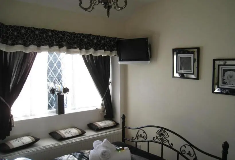 スタンダードルーム, Rosebud Cottage Guest House