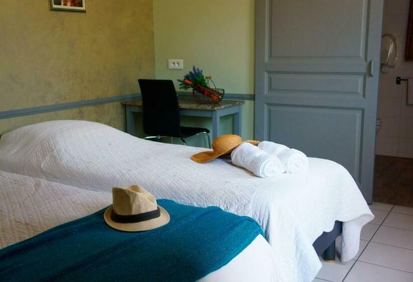 スタンダードルーム, Résidence Les Peupliers