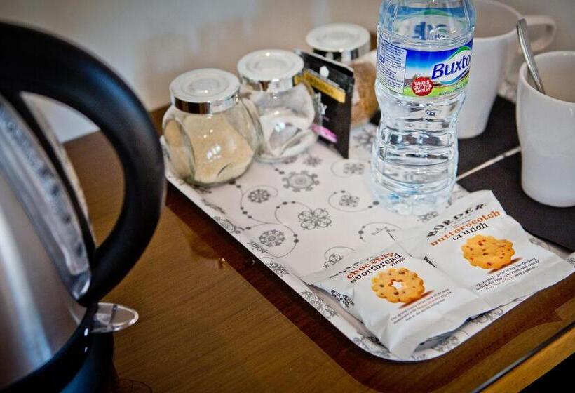 Cameră Deluxe, The Cedars