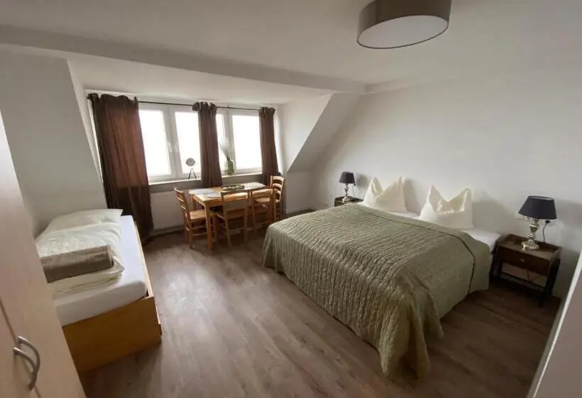 اتاق استاندارد چهار تخته, Pension Haus Talblick