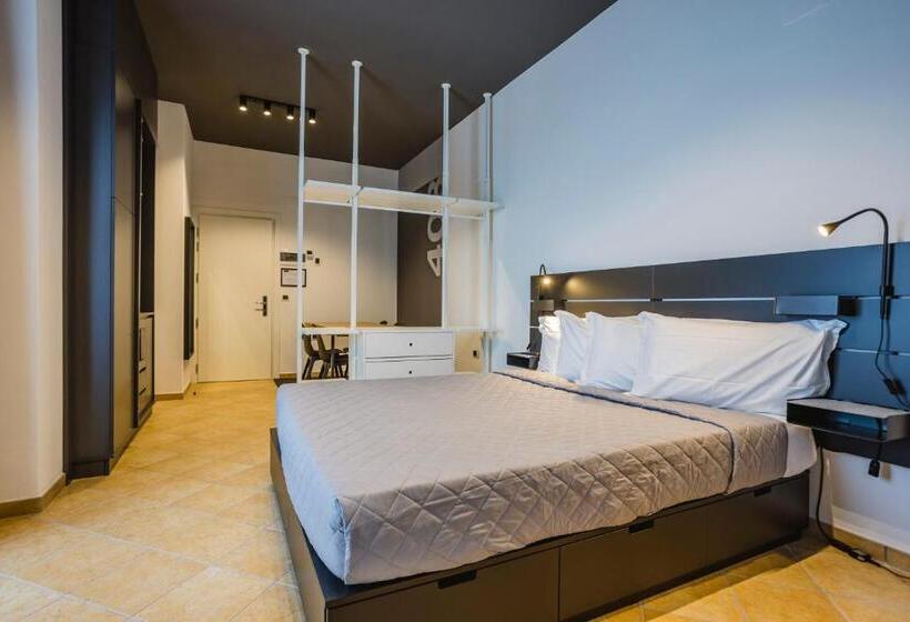 إستوديو قياسى, Residence 9 Line