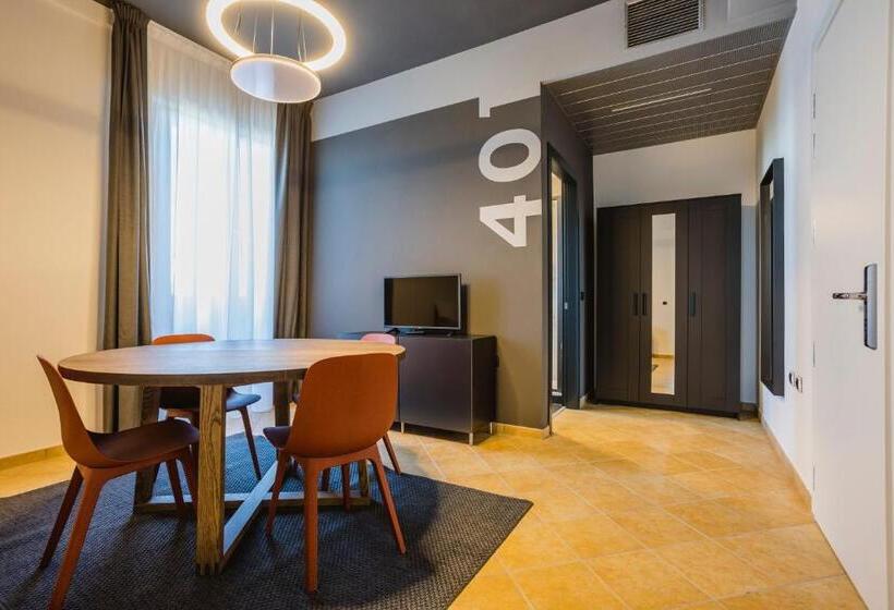 شقة غرفة واحدة, Residence 9 Line