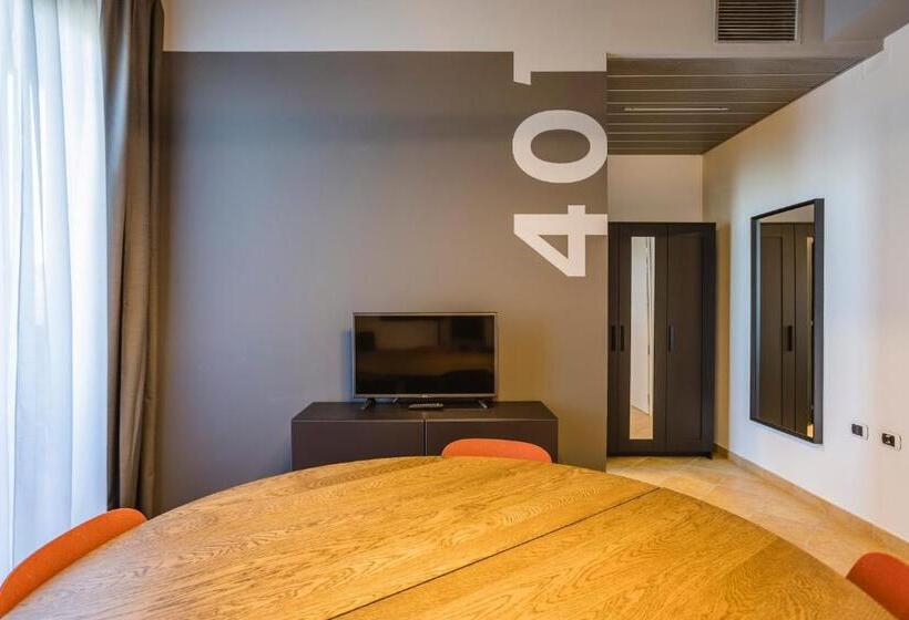 Appartement met 1 Slaapkamer, Residence 9 Line