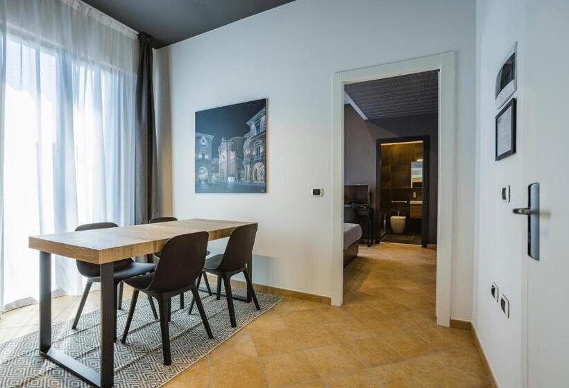 شقة غرفتين, Residence 9 Line