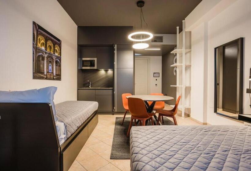 إستوديو قياسى, Residence 9 Line