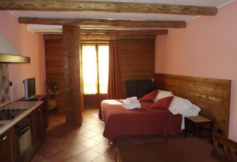 스탠다드 스튜디오, Residence Du Commerce