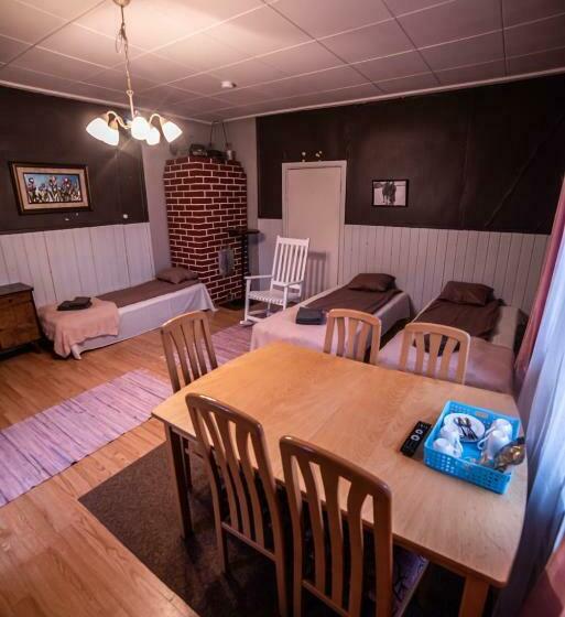 经济四人间 - 带共用浴室, Arctic Guesthouse & Igloos