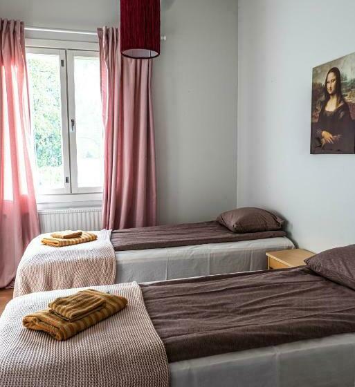 带2个卧室的公寓, Arctic Guesthouse & Igloos