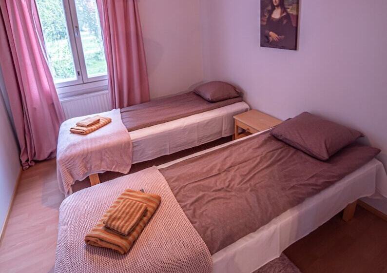 带2个卧室的公寓, Arctic Guesthouse & Igloos