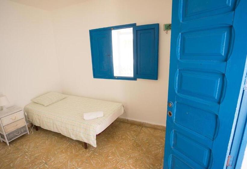 공동 객실, Sol Y Mar Surf Camp