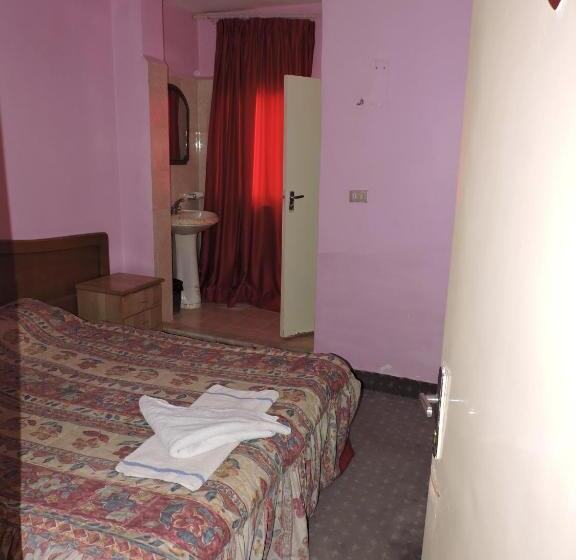 اتاق استاندارد, Valentine Inn