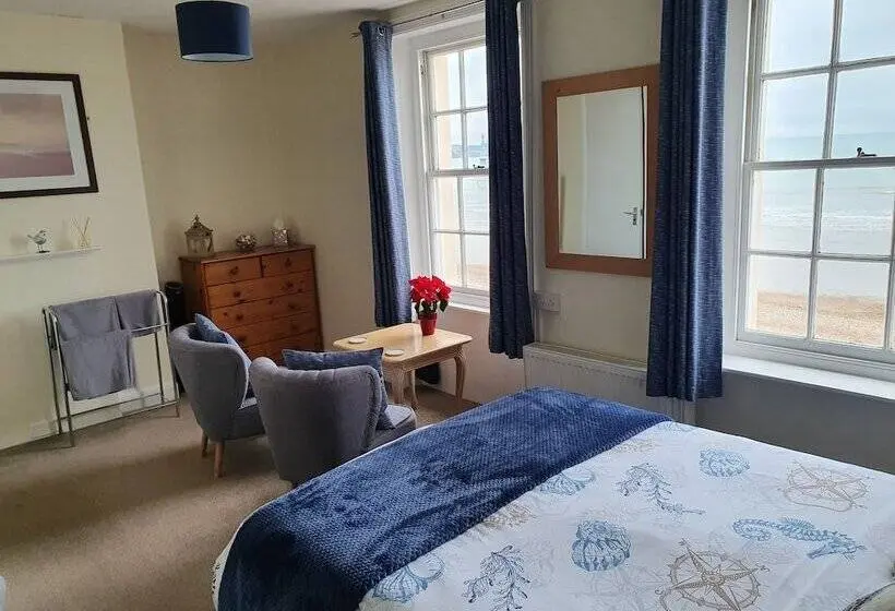 オーシャンビュースタンダードルーム, Lyndale Guest House