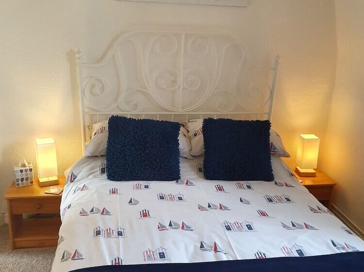 اتاق استاندارد, Lyndale Guest House
