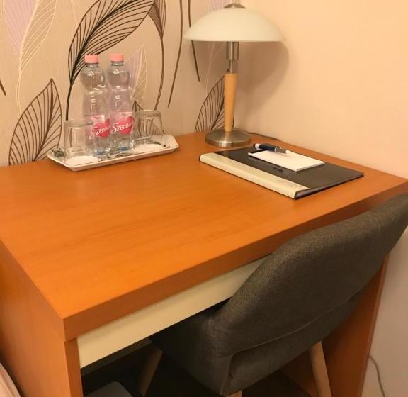 غرفة قياسية, Centrum Panzió