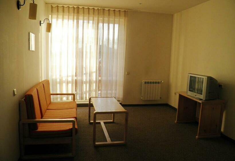 סוויטת 2 חדרי שינה, Pripetzite