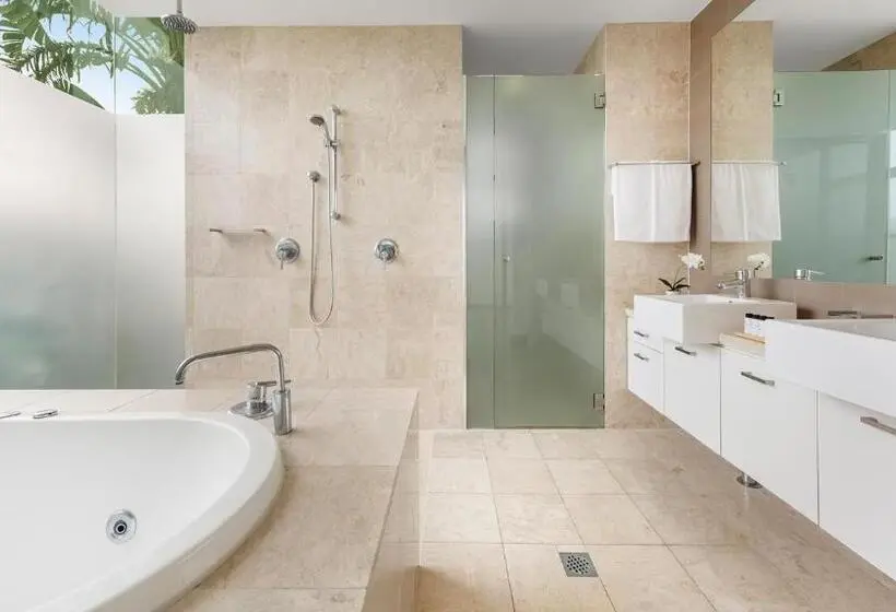 2ベッドルームのエクゼクティブアパートメント, Oaks Casuarina Santai Resort