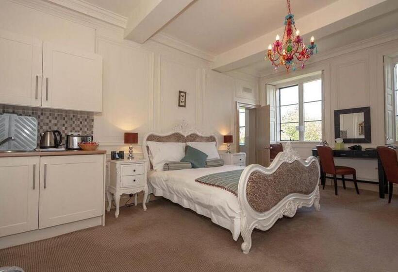 اتاق سوپریور, Bagshaw Hall