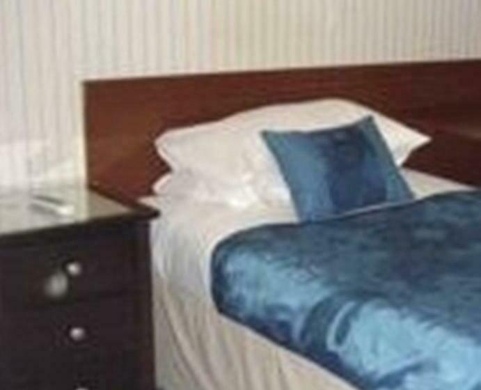 غرفة قياسية فردية, Bridge Guest House