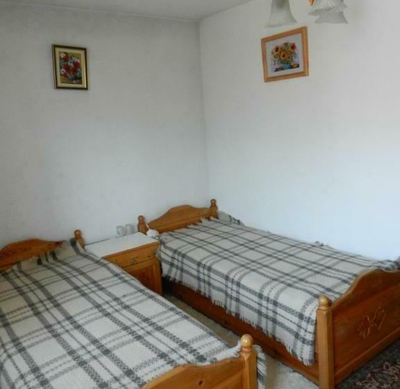 Standardrum, Damianka Guest House