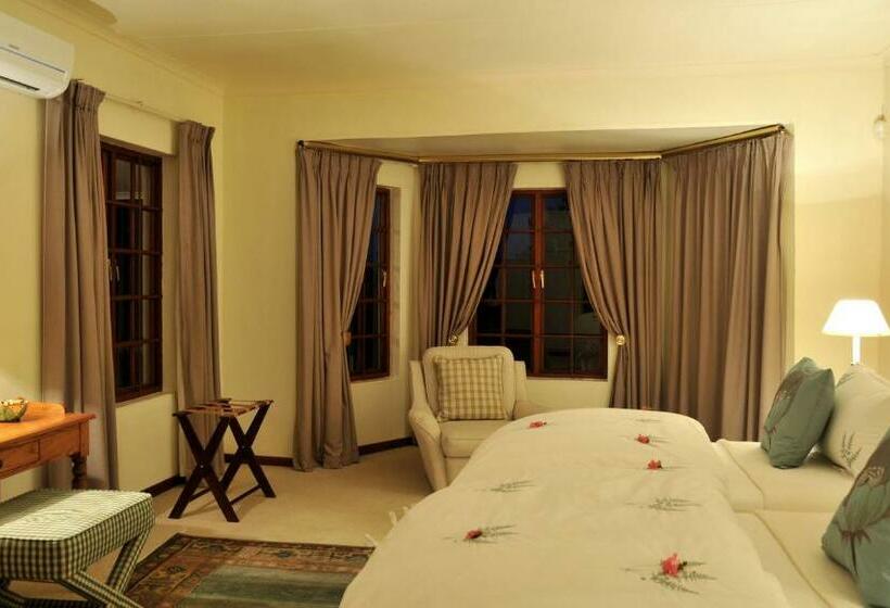 Люкс Повышенной Комфортности, Highgrove House Country Hotel, Restaurant, Farm & Spa