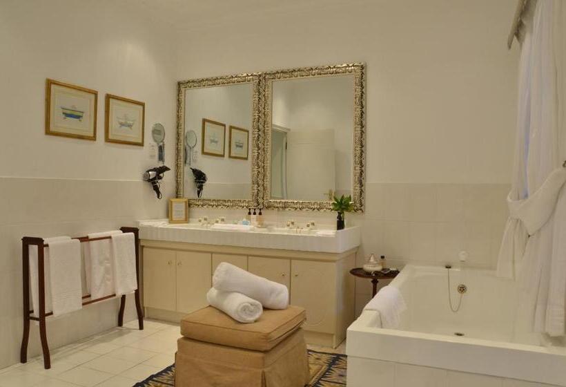 Президентский Люкс, Highgrove House Country Hotel, Restaurant, Farm & Spa