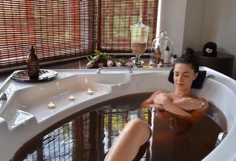 Люкс Повышенной Комфортности, Highgrove House Country Hotel, Restaurant, Farm & Spa