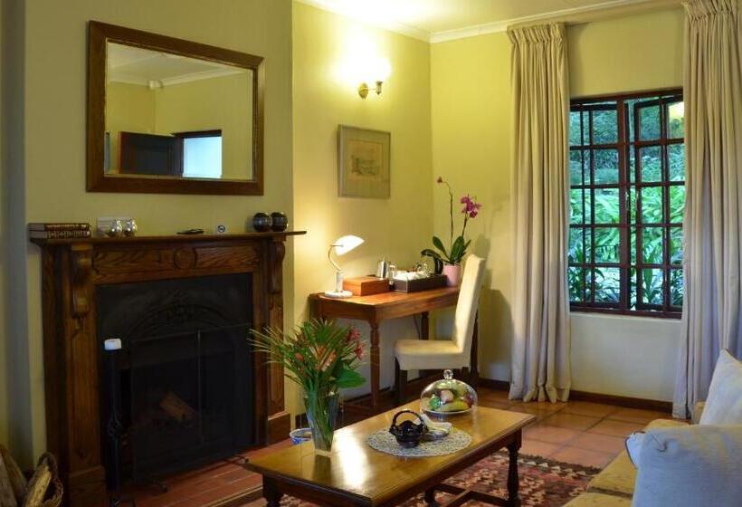 Люкс Повышенной Комфортности, Highgrove House Country Hotel, Restaurant, Farm & Spa