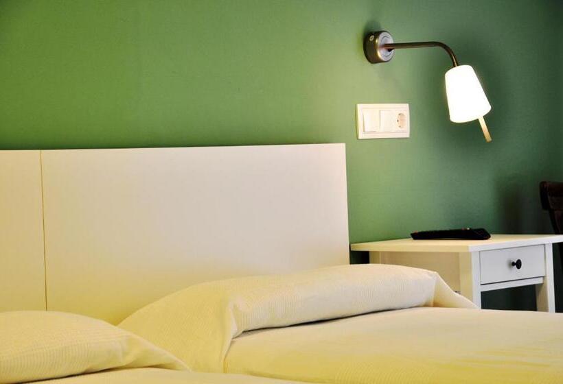 اتاق استاندارد, Hostal Portugal