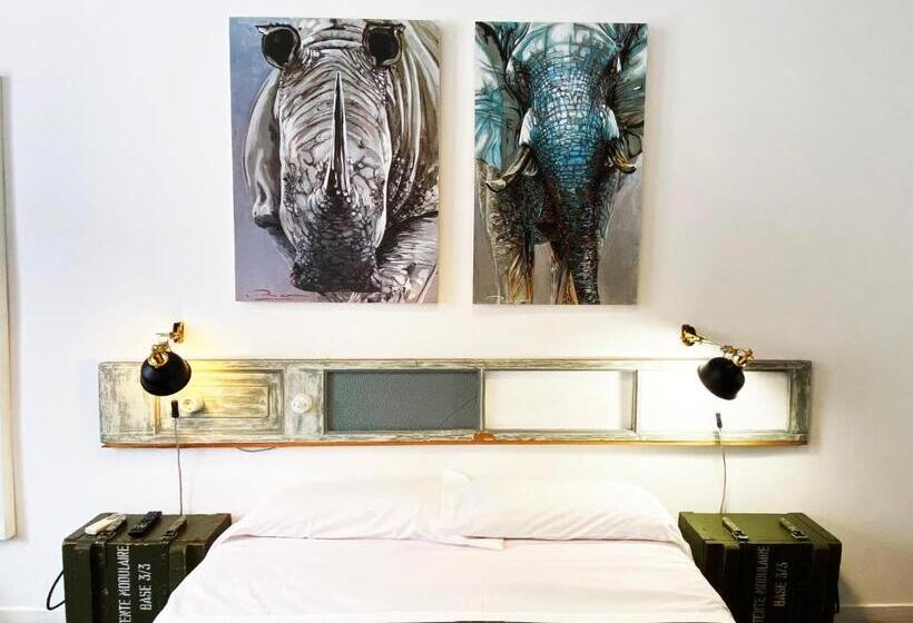 اتاق استاندارد با سرویس بهداشتی مشترک, Hostal Portugal