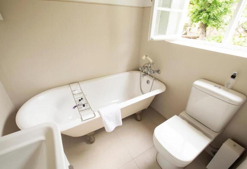 اتاق سوپریور با تخت بزرگ, Klein Waterval Riverside Lodge