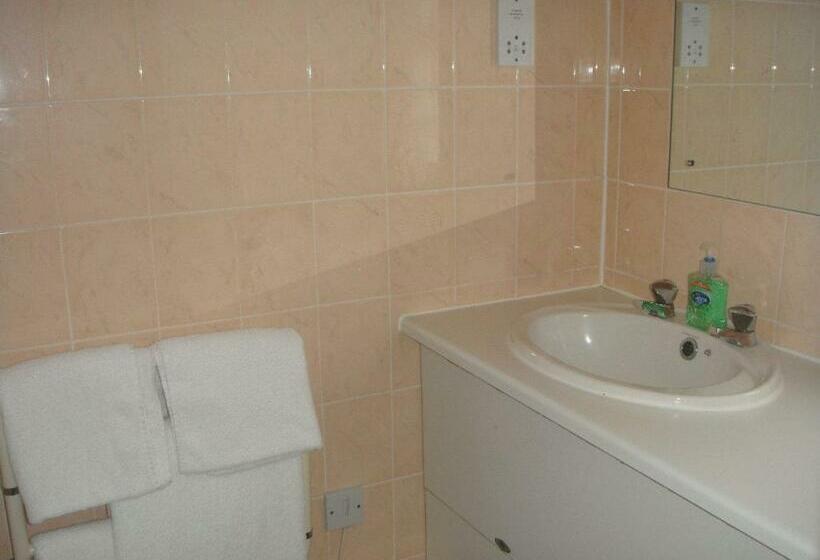 חדר סטנדרט, The Four Alls Inn