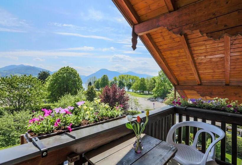 חדר סטנדרט לשלושה עם מרפסת, Pension Bergsee