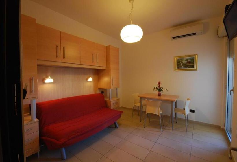 شقة غرفة واحدة, Residence Helene