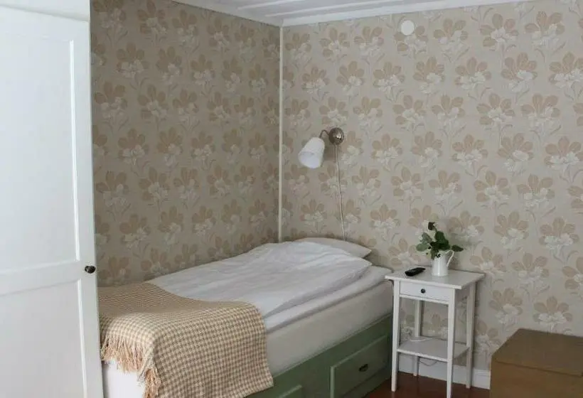 スタンダードスタジオ, Stf Hostel Vilhelmina Kyrkstad