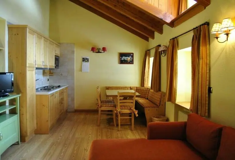 استودیوی استاندارد, Villa Fridau Resort