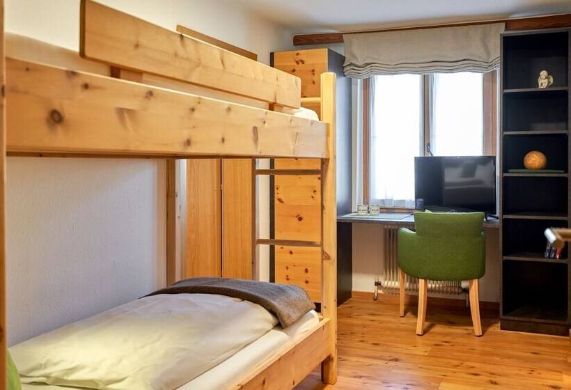 اتاق خانوادگی, Bio Pension Bliem